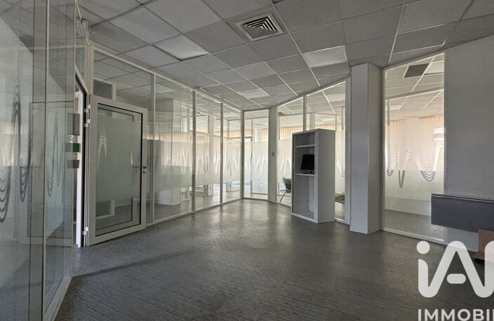 Vente Boutique/Local commercial 153 m&sup2; — photo 2