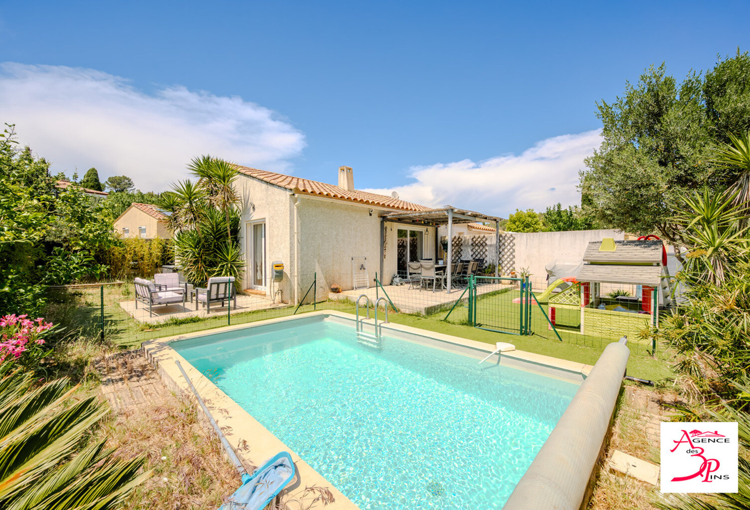Nouveau prix<br><br>Au calme d'une impasse, cette villa récente — photo 1