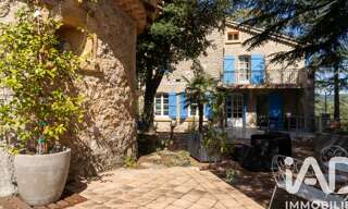 Maison 7 Pièces 210 m² à louer à Saint-Maximin-la-Sainte-Baume (83470)