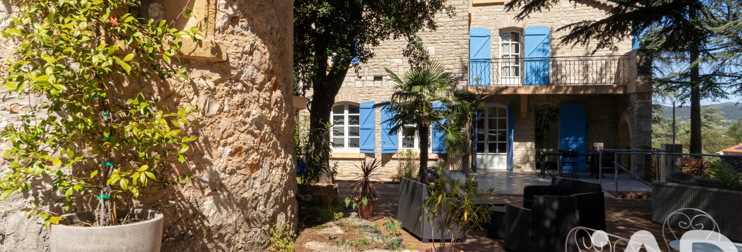 Maison 7 Pièces 210 m² à louer à Saint-Maximin-la-Sainte-Baume (83470)