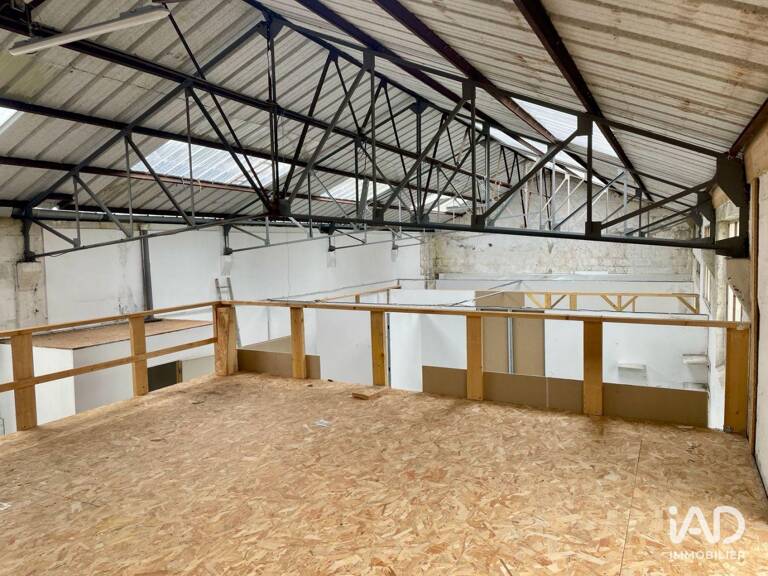 Location Atelier 200 m&sup2; — photo 1