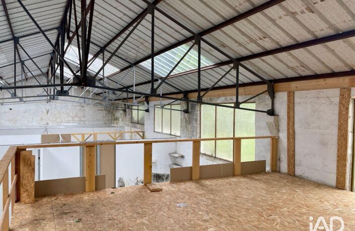 Location Atelier 200 m&sup2; — photo 2