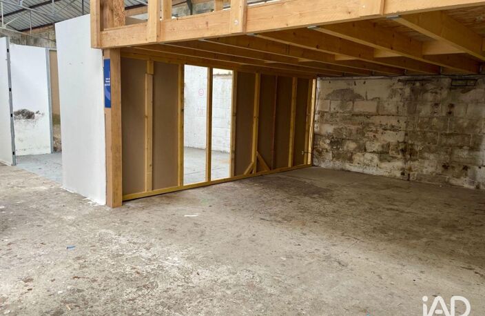 Location Atelier 200 m&sup2; — photo 3