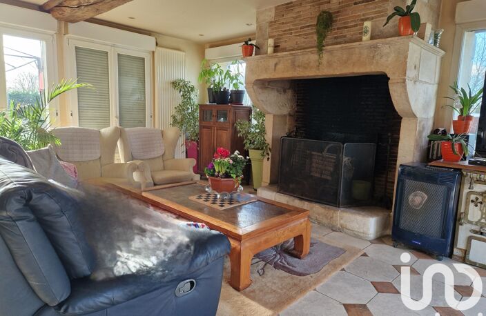 Vente Maison/villa 9 pièces — photo 2