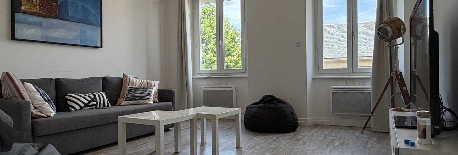 Maison 9 Pièces 175 m² à vendre à Villefranche-de-Panat (12430)