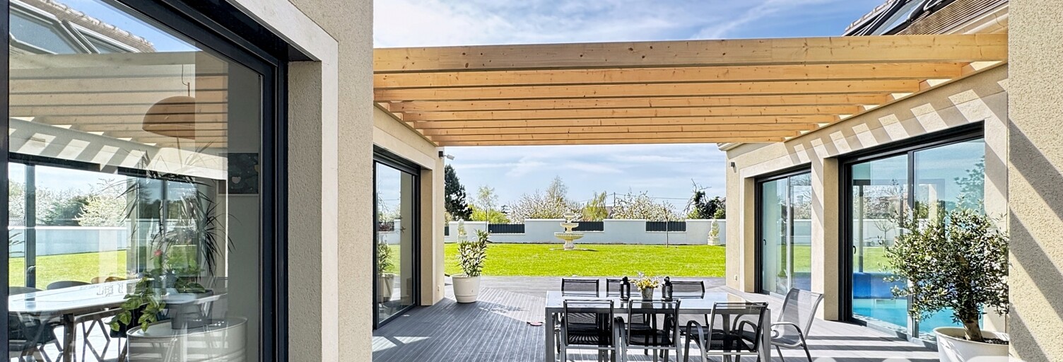 Maison 8 Pièces 334 m² à vendre à La Hauteville (78113)