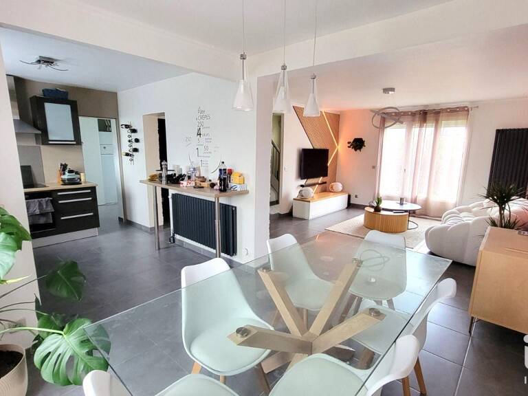 Vente Maison/villa 5 pièces — photo 1
