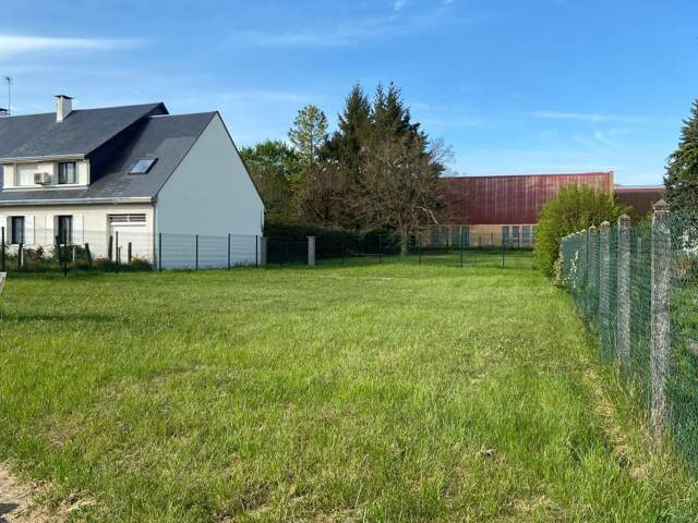 Terrain à bâtir bien situé — photo du bien