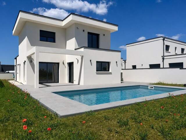 PERRIGNY-LÈS-DIJON - Maison neuve avec piscine et vue dégagée — photo du bien