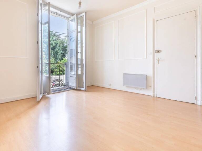 T2 de caractère dans un immeuble bourgeois — photo 1
