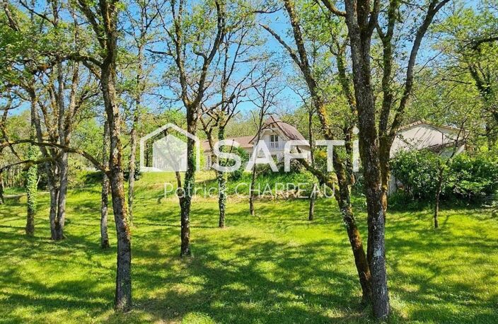 Propriété - 8 chambres - Écrin de verdure - Lot 46 — photo 2
