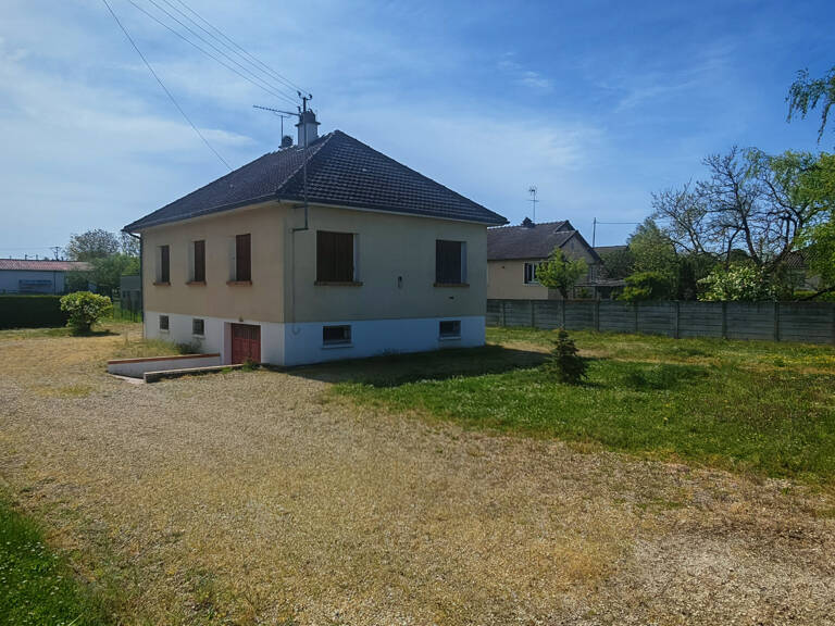 Seulement 150000EUR ! Maison 3 chambres avec sous-sol total et — photo 1