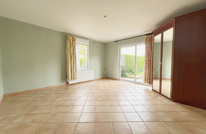MAISON - 5 chambres - 159 M2 - JARDIN - GARAGE — photo 4