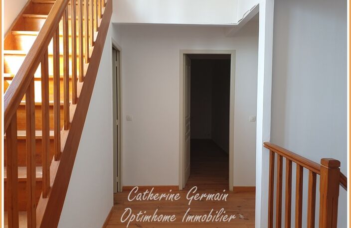 A Montbrun des Corbières ; A vendre en exclusivité ; Ensemble composé de 2 maisons en cours de rénovation, d’une magnifique cave viticole le tout sur un terrain de 1409m² — photo 3