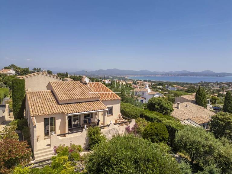 Charmante villa avec belle vue mer à Saint-Aygulf — photo 1