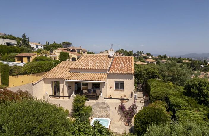 Charmante villa avec belle vue mer à Saint-Aygulf — photo 3