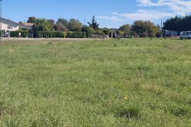 Terrain  235000 €