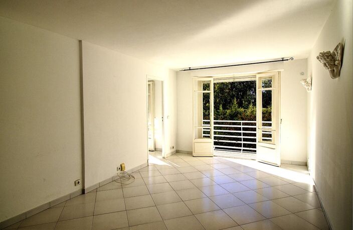 Cannes Montfleury - Appartement 2 pièces avec vue sur parc arboré — photo 2