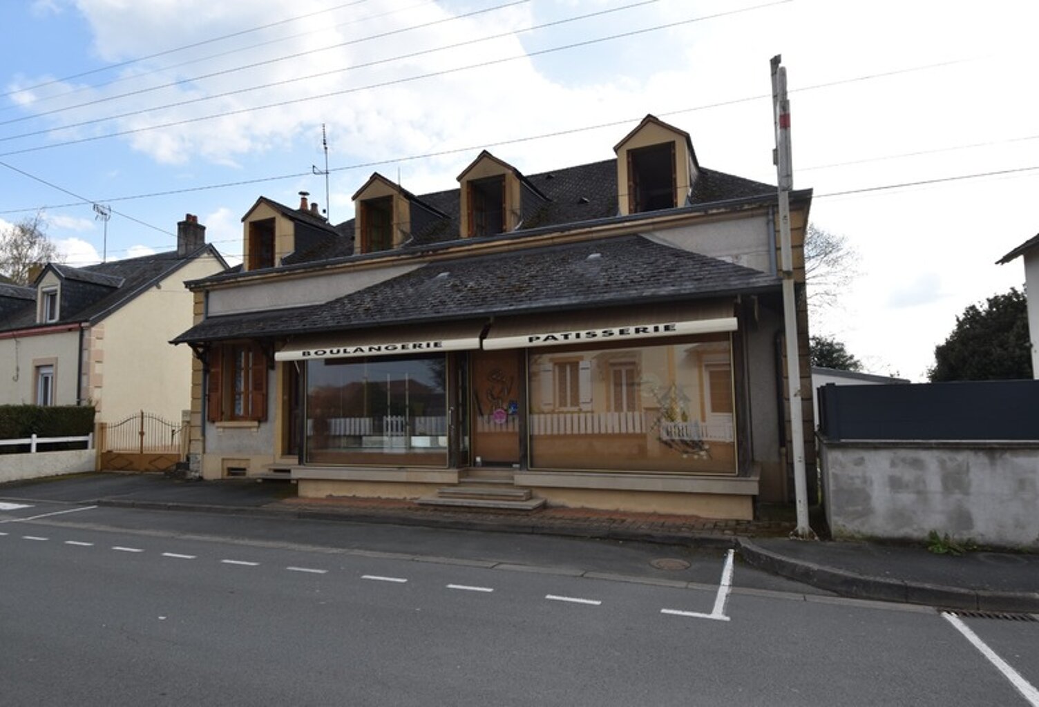 Maison à vendre 7 pièces GUEUGNON (71) — photo 1