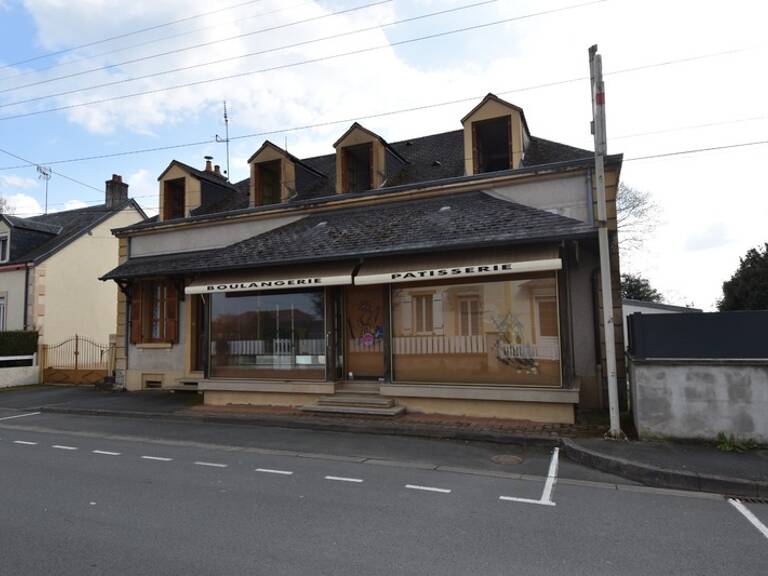 Maison à vendre 7 pièces GUEUGNON (71) — photo 1