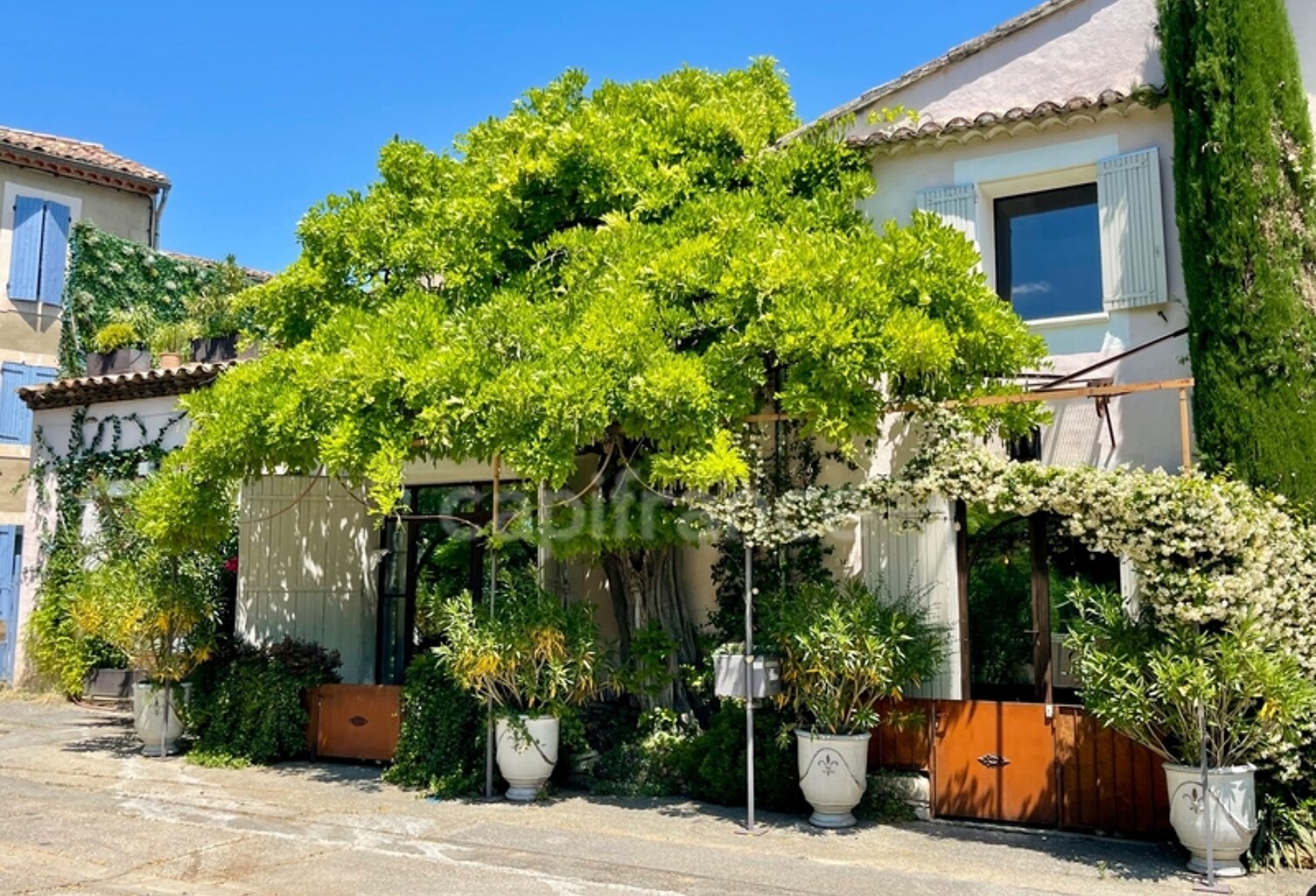 A vendre, maison de hameau en pierre à ROUSSILLON (84) — photo 1
