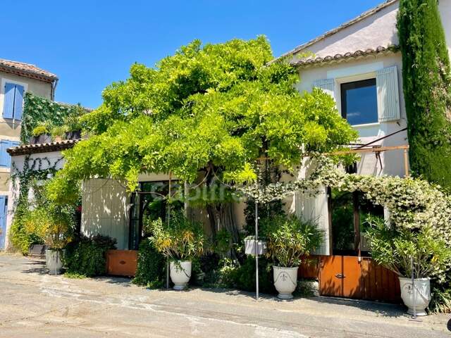 A vendre, maison de hameau en pierre à ROUSSILLON (84) — photo du bien