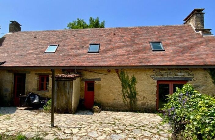 Maison composée de deux parties à vendre 5 pièces LA CHAPELLE AUBAREIL (24) — photo 2