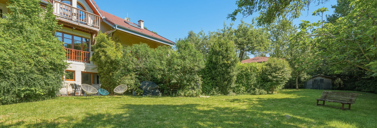 Maison 7 Pièces 170 m² à vendre à Échenevex (01170)