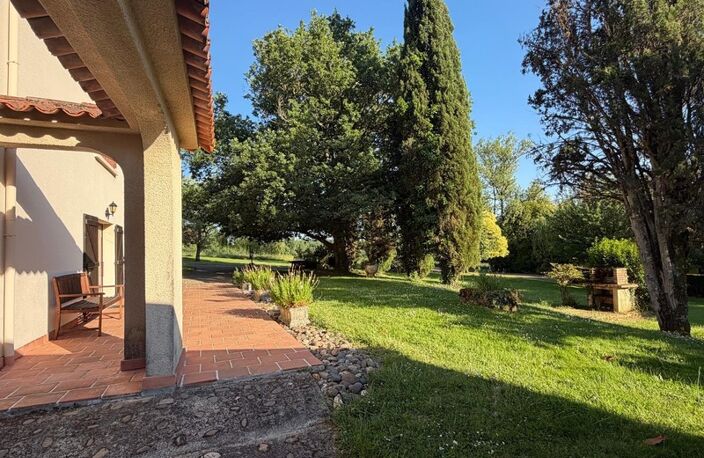 PLAISANCE DU GERS(32) sur les coteaux, PROPRIETE D ARCHITECTE 1965 sur 2HA, Dépendances, un peu cachée , VUE Pyrénées et bois, sans vis à vis, CALME — photo 5