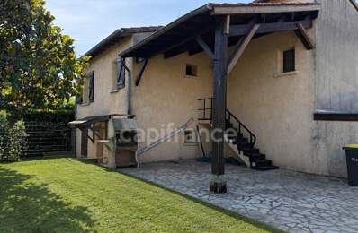 SAINT-HILAIRE – MAISON  AVEC 2 LOGEMENTS INDÉPENDANTS, JARDIN PISCINABLE ET CONSTRUCTIBLE, 2 GARAGES — photo du bien