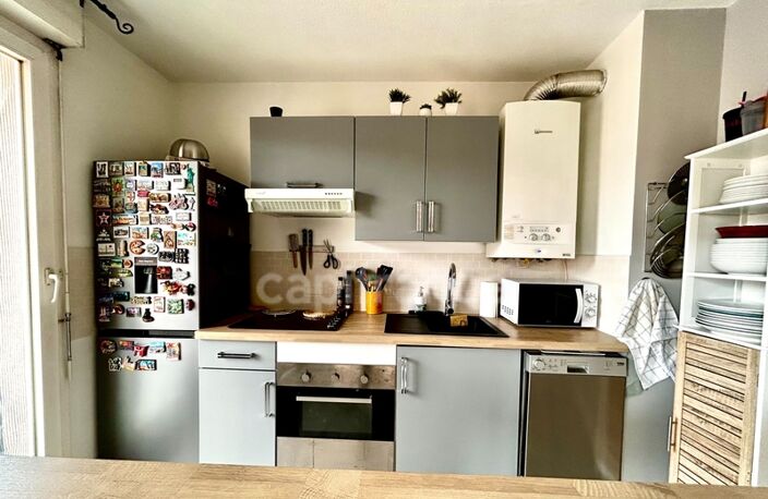 Appartement lumineux avec balcon – Résidence Petit Prince, rue Mermoz — photo 5