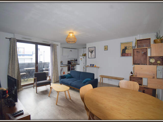 Appartement à vendre 4 pièces AUBERVILLIERS (93) — photo du bien