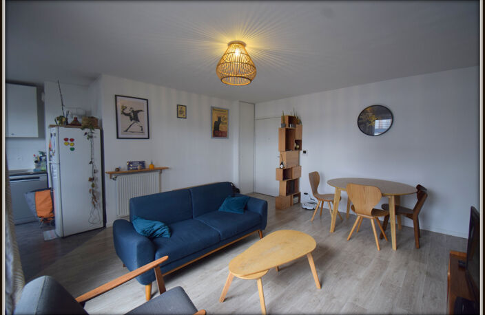 Appartement à vendre 4 pièces AUBERVILLIERS (93) — photo 2