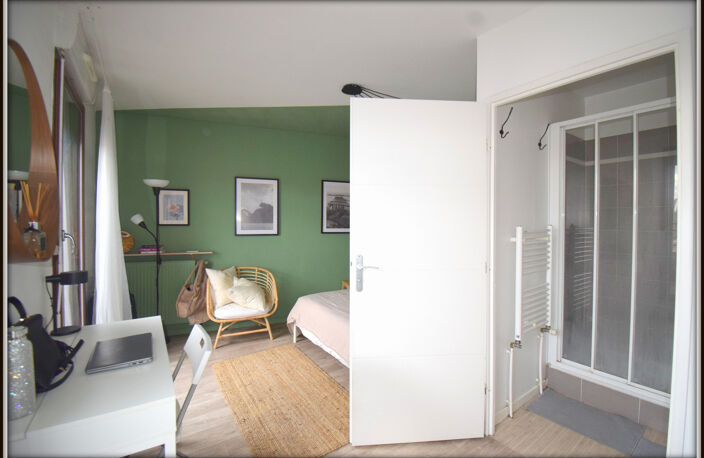 Appartement à vendre 4 pièces AUBERVILLIERS (93) — photo 4