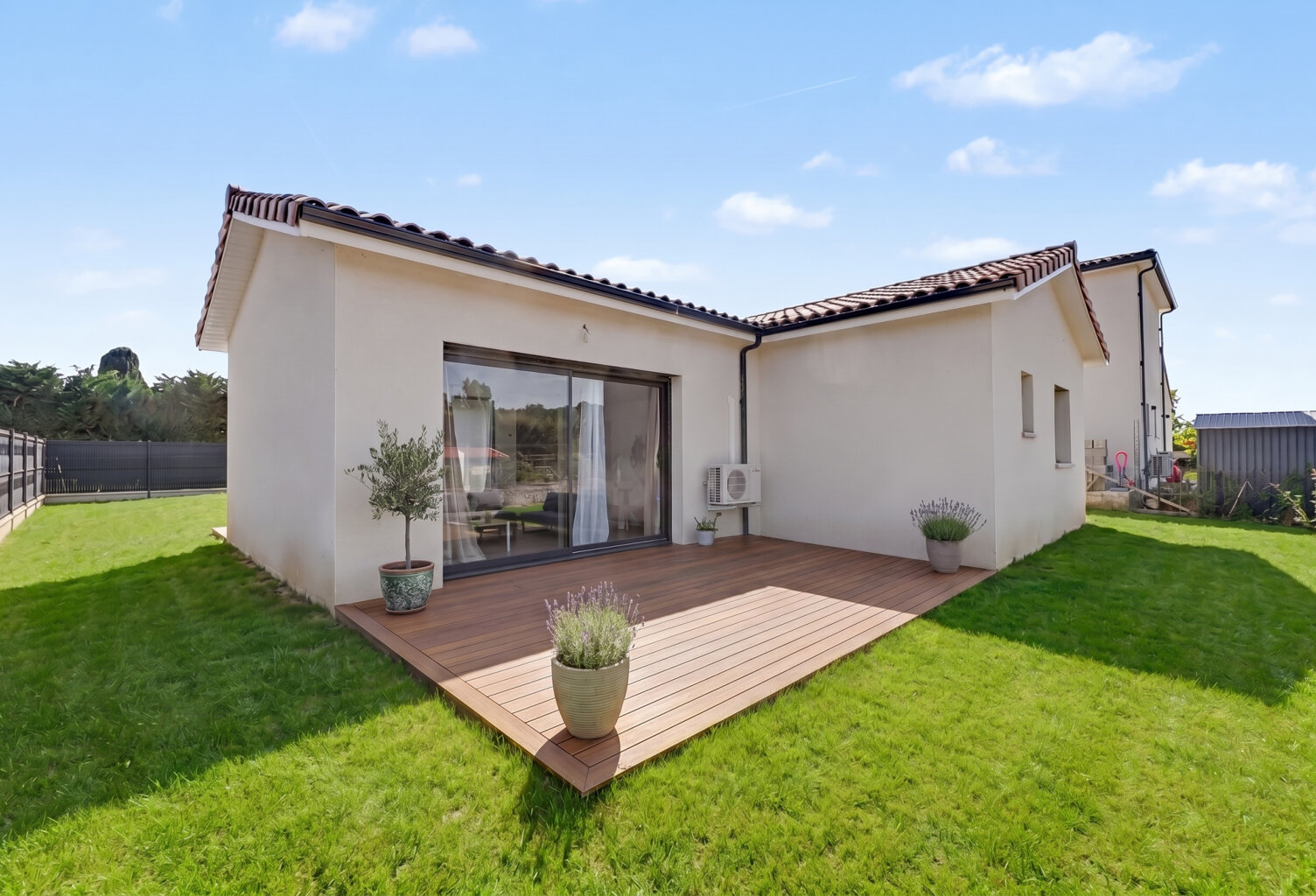 Villa récente T4 de 88 m2 avec jardin — photo 1