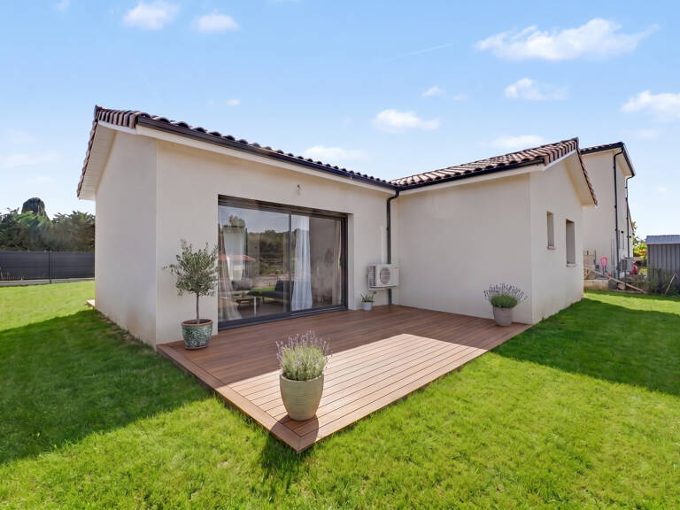 Villa récente T4 de 88 m2 avec jardin — photo 1