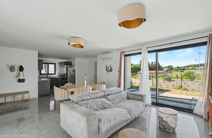 Villa récente T4 de 88 m2 avec jardin — photo 4