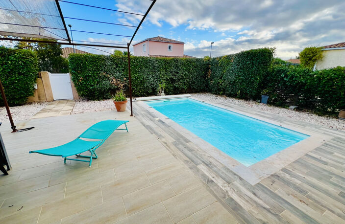 Vente villa de plain-pied T5 garage piscine sur 450m2 — photo 2