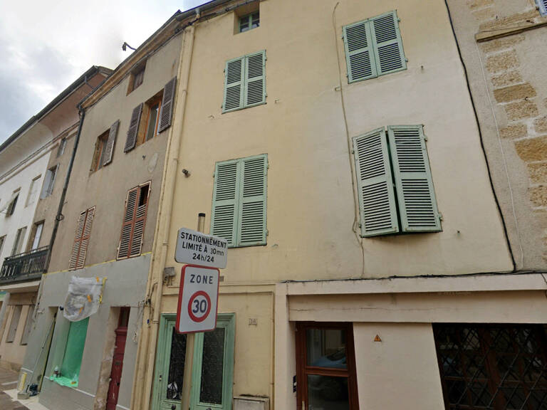 Petite maison de ville à rénover. 65 m2 hab. — photo 1