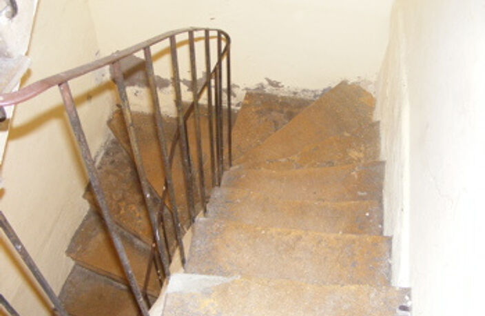 Petite maison de ville à rénover. 65 m2 hab. — photo 3