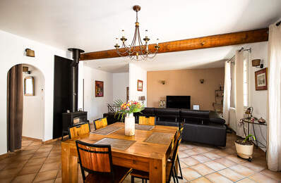 Belle maison de ville familiale avec jardin et garage — photo du bien