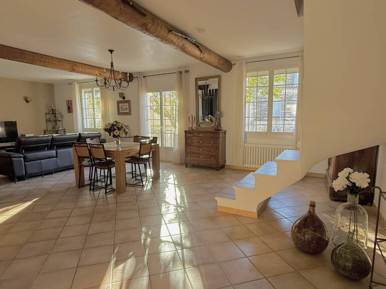 Belle maison de ville familiale avec jardin et garage — photo 1