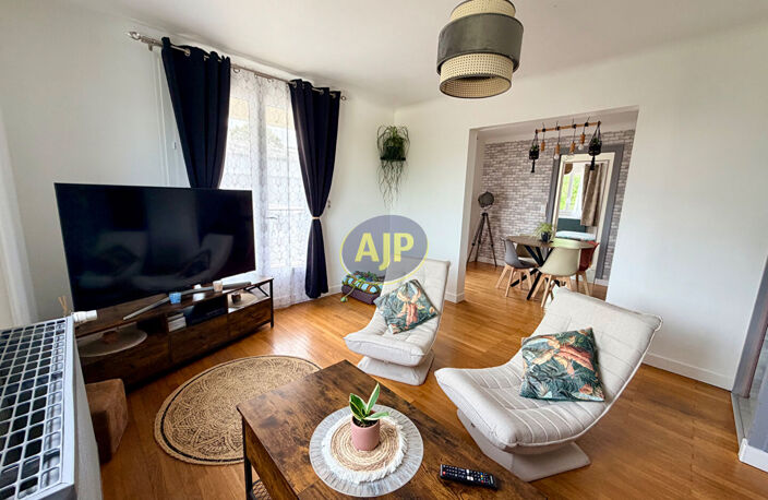 Maison Bourg Avessac - 6 pièces - 108 m2 - 1579 m2 Terrain — photo 3