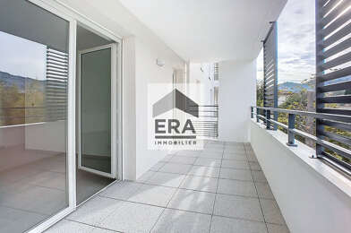 Appartement 3 pièces 990 €