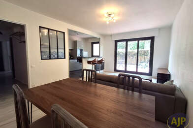 Appartement 3 pièces 1226 €