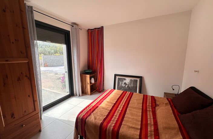 Vente Exclusivité Puy St Reparade en campagne LC Gestion vous propose une maison contemporaine de type 7 sur 5056 m² de terrain avec piscine — photo 5