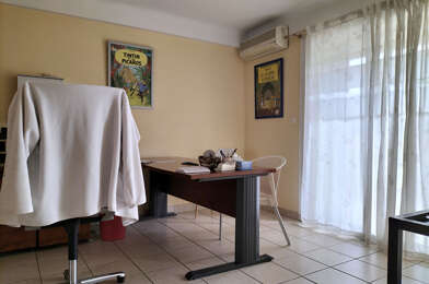 Bureau  410 €