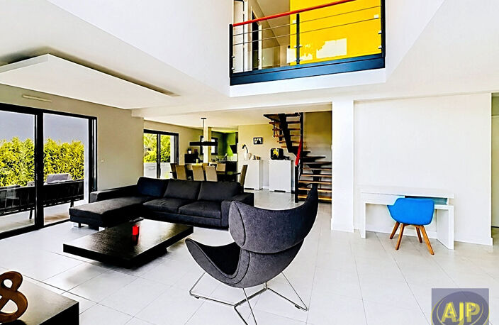 Maison Orvault Bourg,152 m², 5 Chambres, — photo 2