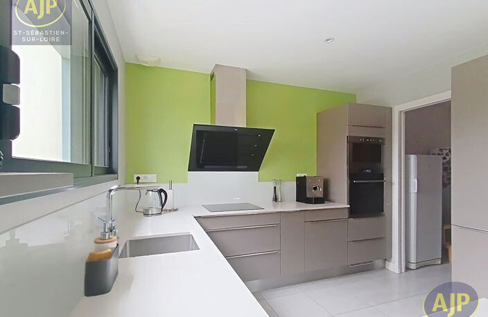 Maison Orvault Bourg,152 m², 5 Chambres, — photo 4