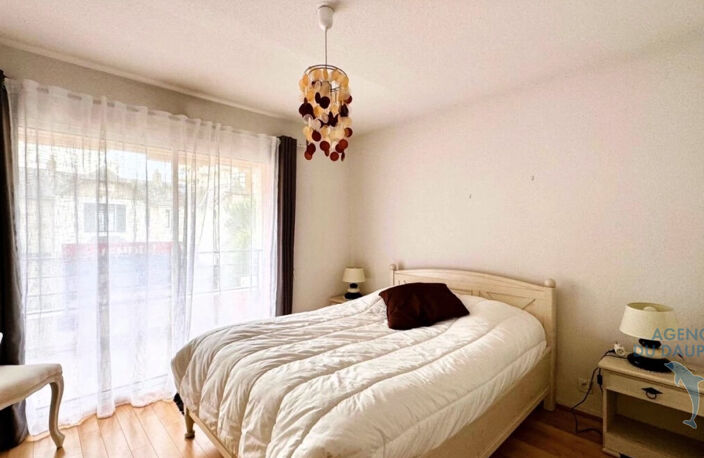 TRES BEAU DUPLEX  T5 AVEC JARDIN — photo 5